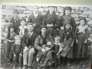 Ritratto di famiglia numerosa (1910 - 1920)